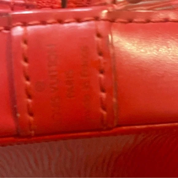 Authentic LV Epi Alma Red PM - Picture 10 of 10